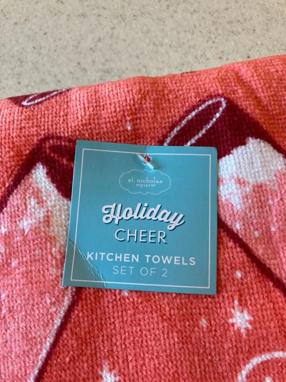 NWT St. Nicholas Square Kitchen Towels 4 Pc. Set - Making Spirits Bright